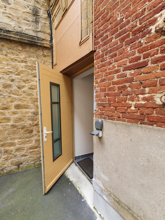 Appartement De Thomas Charleville-Mézières Eksteriør billede