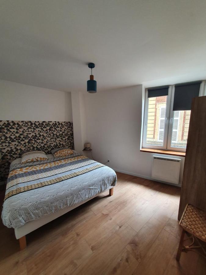 Appartement De Thomas Charleville-Mézières Eksteriør billede