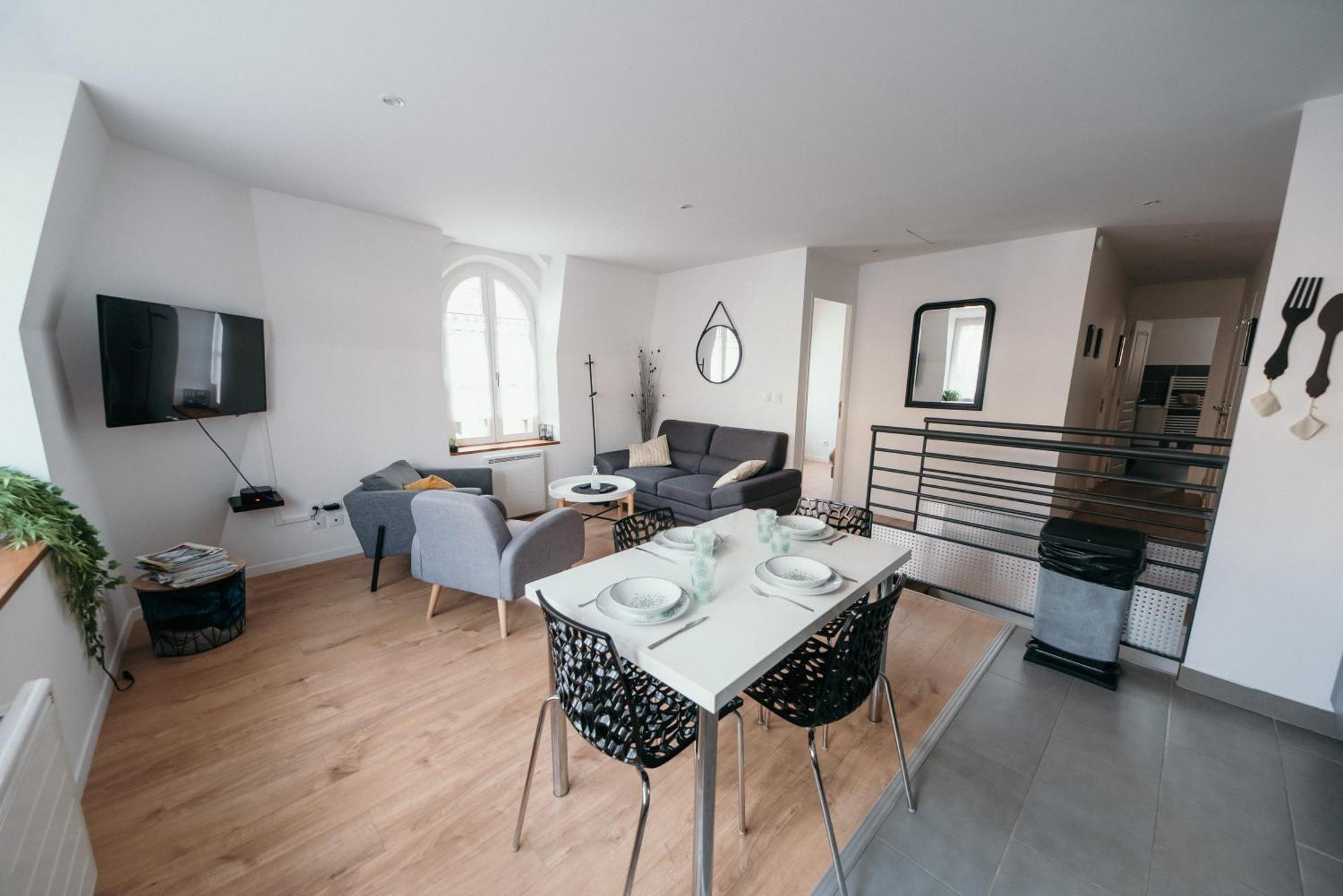 Appartement De Thomas Charleville-Mézières Eksteriør billede